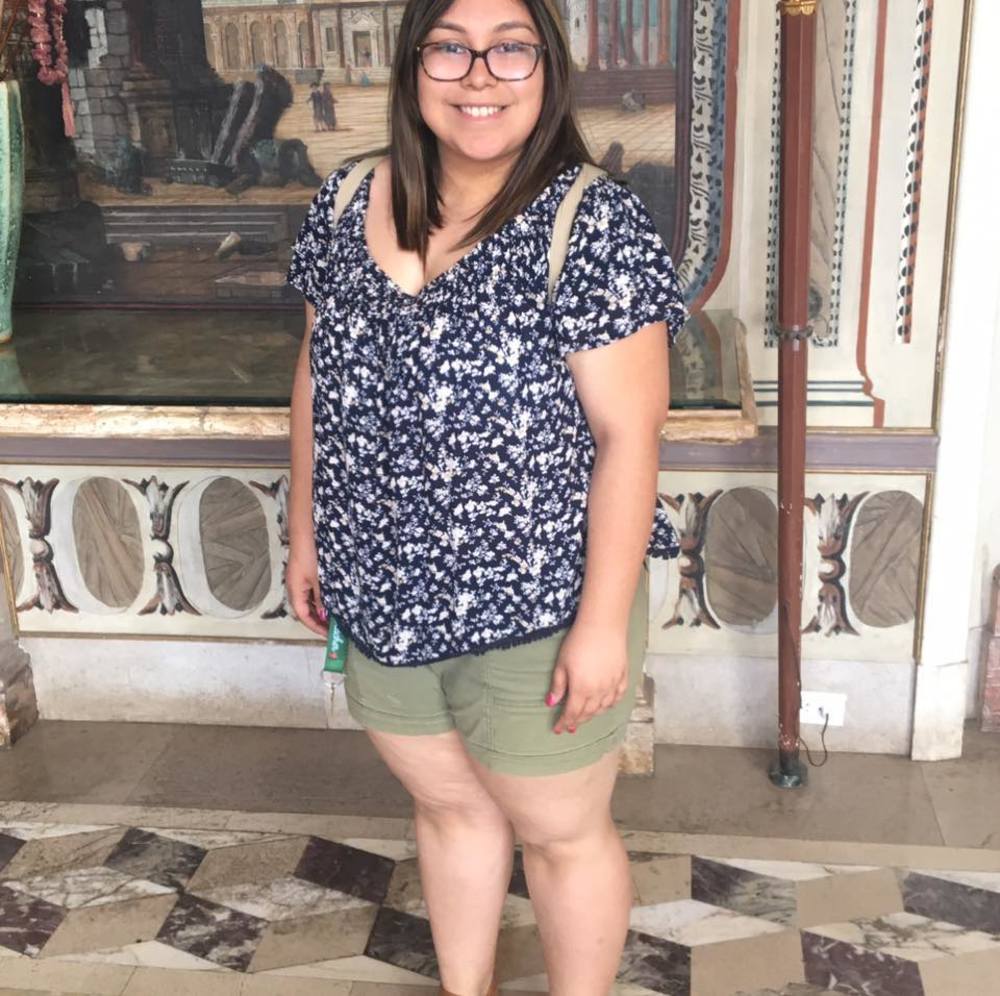 Meet your Posher, Denise